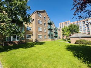 Photo 2- click for photo gallery